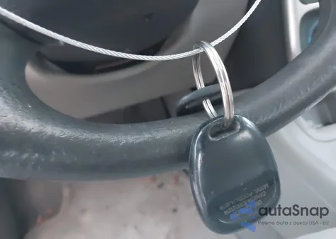 2003 Saturn Lw200 z USA, uszkodzony, nr VIN 1G8JU84F33Y512888